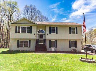 75 Shawangunk Rd, Middletown, NY 10941