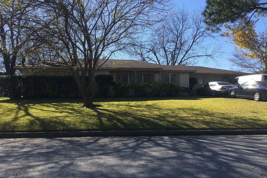 1st image of 3303 Bonnie Lea St