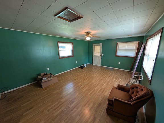 4th image of 513 River St