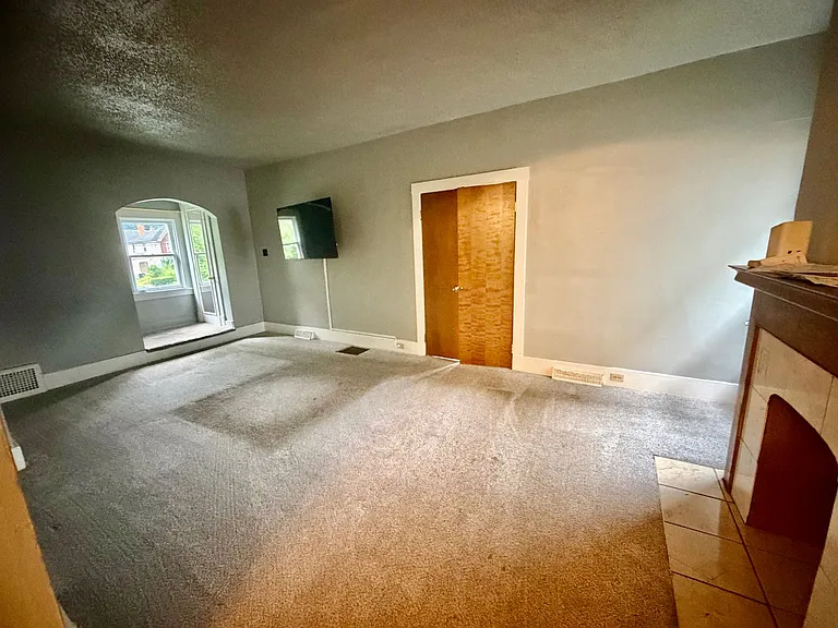 1133 Wade St — Photo 6