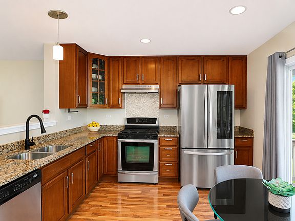5th image of 1634 Windward Dr