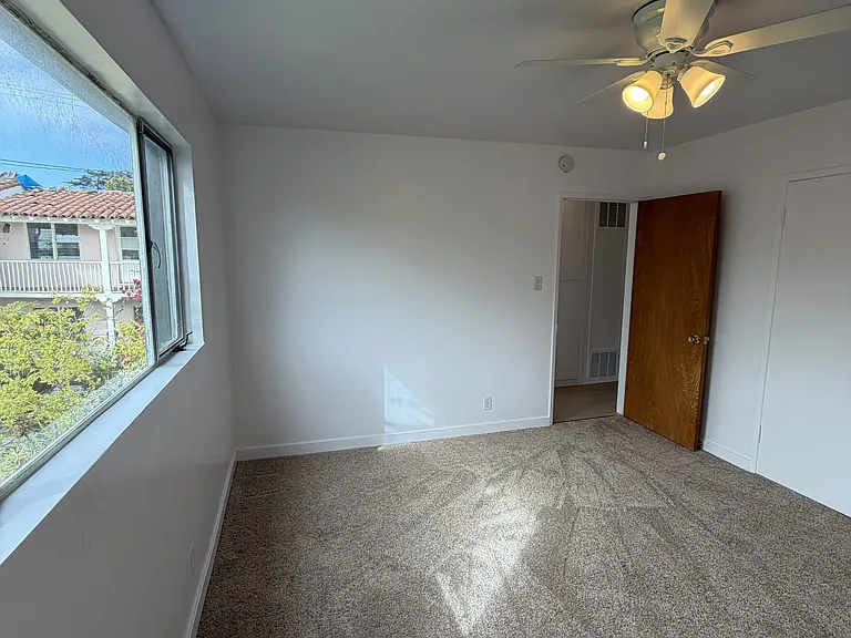 825 Euclid St #5 — Photo 14