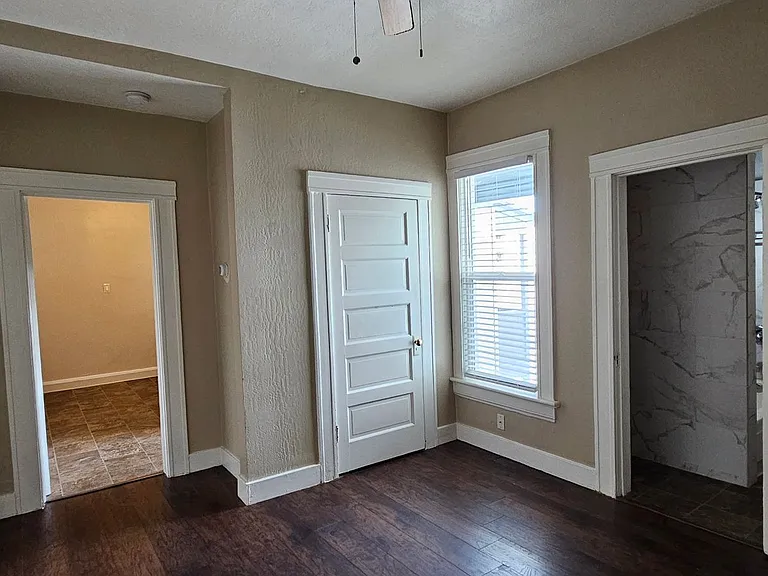 244 Hill St — Photo 3