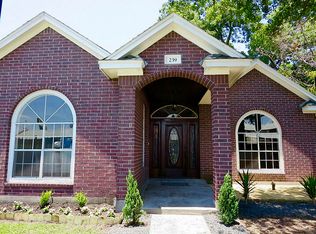 239 Cody St, Houston, TX 77009