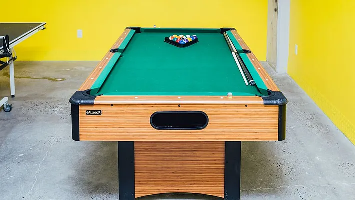 Rented by Nooklyn NYC LLC | media 17