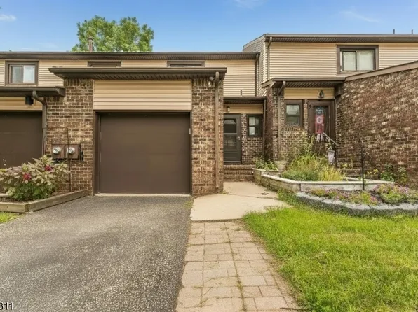 3 Chelsea Cir, Raritan Twp., NJ 08822