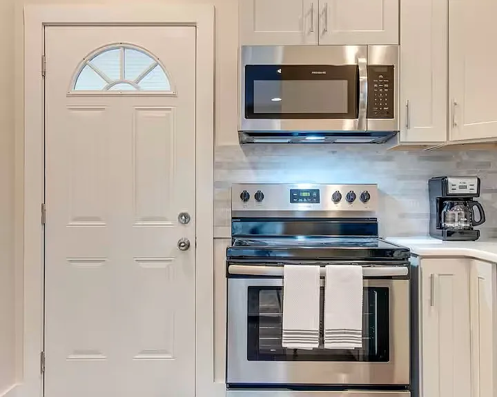 2208 White Ave — Photo 11