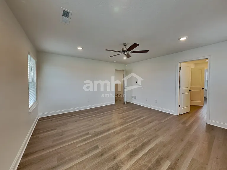 318 Hill St — Photo 11