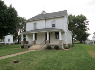 215 S Broad St, Mooreland, IN 47360