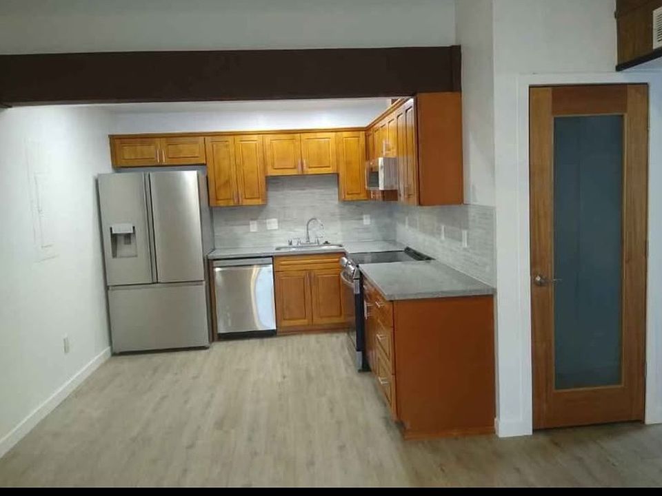 1st image of 5903 Moss Creek Cir #O