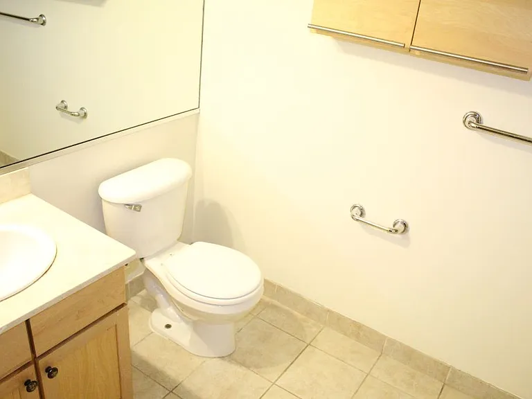 610 Newark St #6B — Photo 14