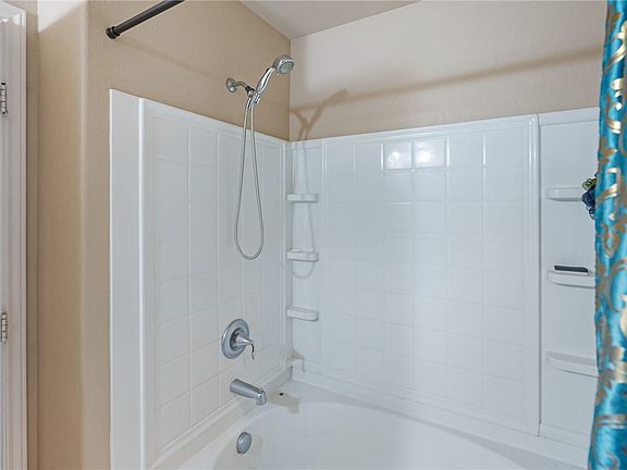 5th image of 1526 Bay Moon Court