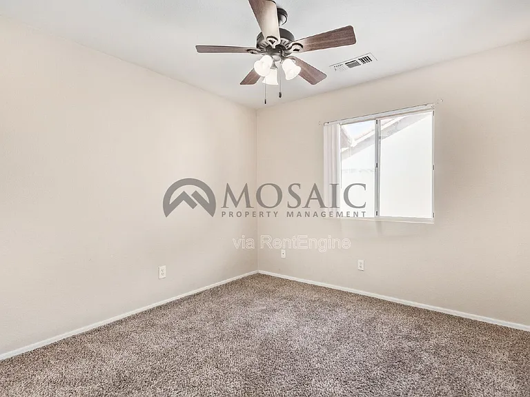 2135 E Brooks St — Photo 25