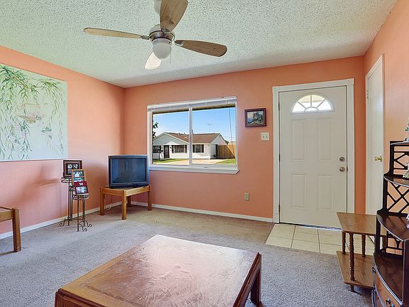 2nd image of 176 Madeira Dr