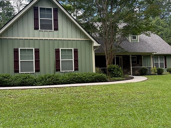 2nd image of 950 John Lovelace Rd
