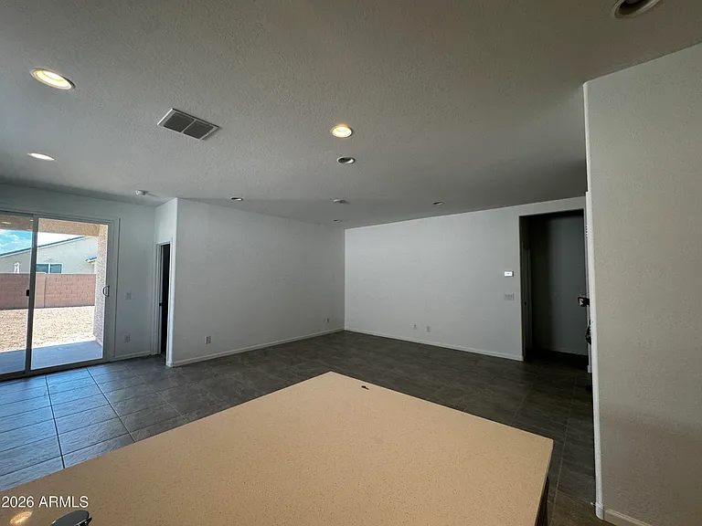 9819 W Flower St — Photo 7