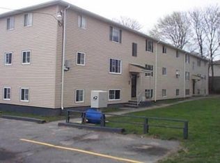 121 Snell St APT 6, Fall River, MA 02721
