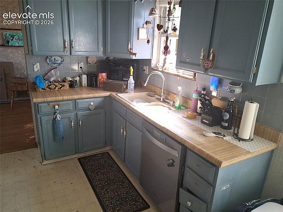 4th image of 6340 Pawnee Cir