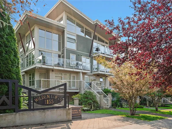 1155 Yates St #207, Victoria, BC V8V 3N1
