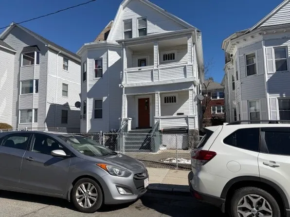 36 Floyd St, Dorchester, MA 02124