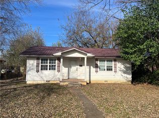 317 E Cedar St, Stilwell, OK 74960