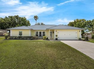 111 Ridgeview Cir, Eustis, FL 32726