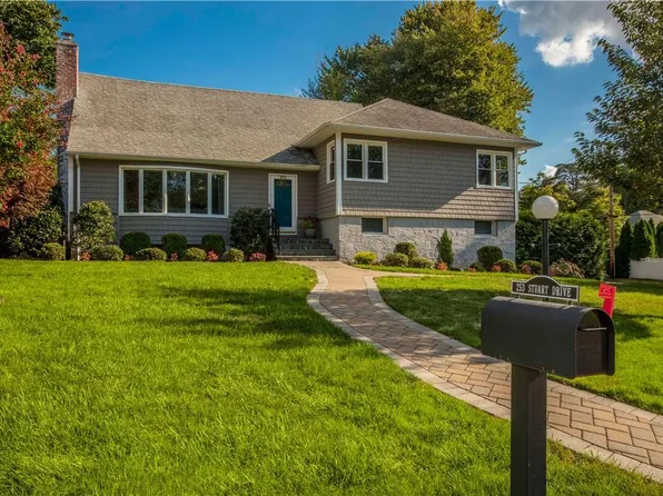 253 Stuart Drive, New Rochelle, NY 10804