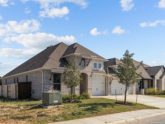 2nd image of 12559 Silver Gate