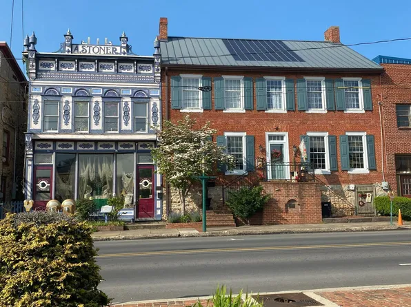 108-110 Lincoln Way W, Mc Connellsburg, PA 17233