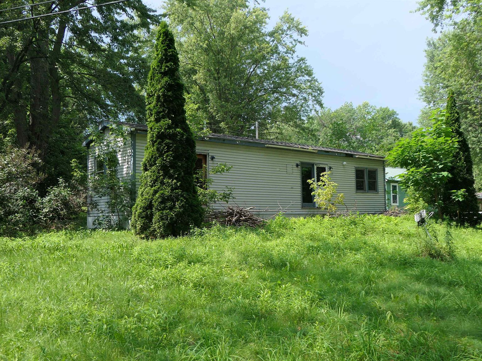 49 Hathaway Inn Drive, Saint Albans, VT 05478 Zillow