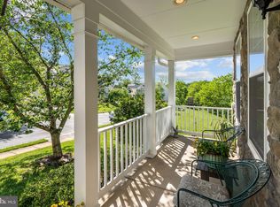 42364 Winsbury West Pl, Sterling, VA 20166