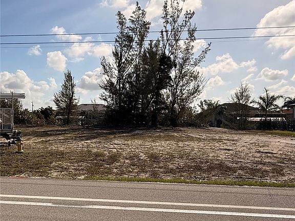 2nd image of 727 Old Burnt Store Rd N