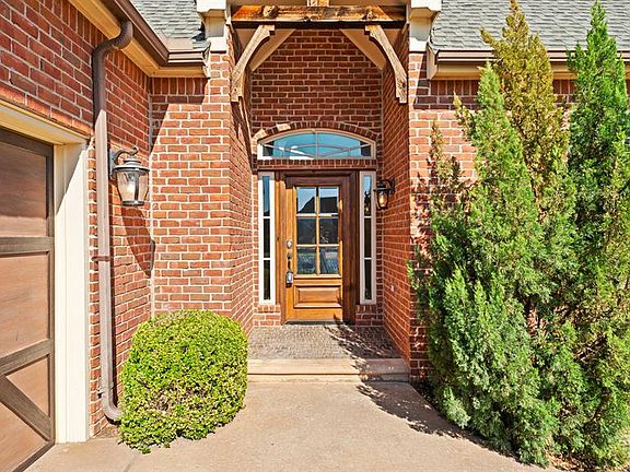 5th image of 12300 Maiden Ln