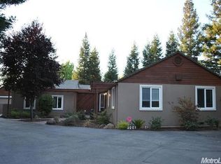 5813 Twin Gardens Rd, Carmichael, CA 95608