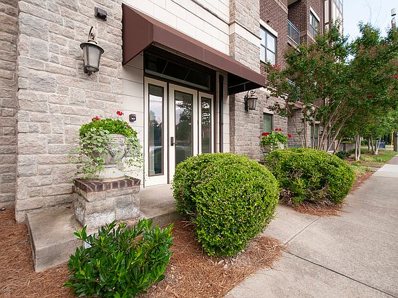A boutique condo building in the heart of Hillsboro West End