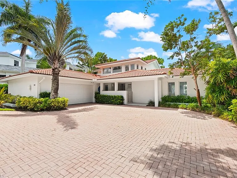 536 Turtle Hatch Rd — Photo 2