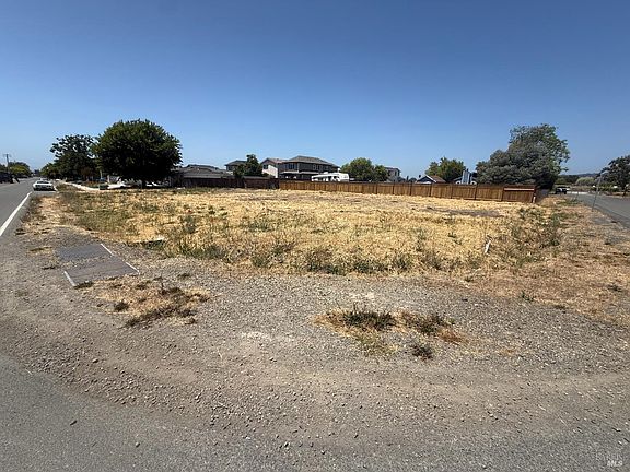 2nd image of 3805 Elwin Lane