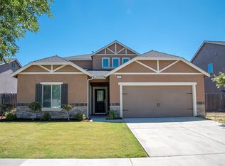 2414 N Duke St, Visalia, CA 93291
