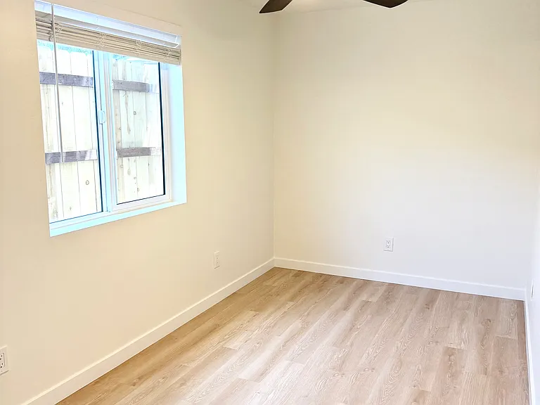 4636 Muir Ave #1 — Photo 14