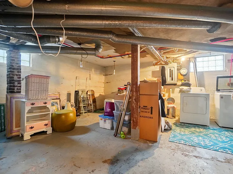 3000 Hillside Ave — Photo 45