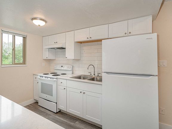 2nd image of 1330 W Mississippi Ave #1380-103