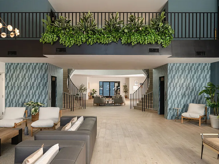 Veda Luxury Apartments — Photo 6