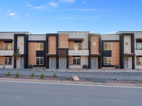 3194 E Elkhorn Ln, Washington, UT 84780