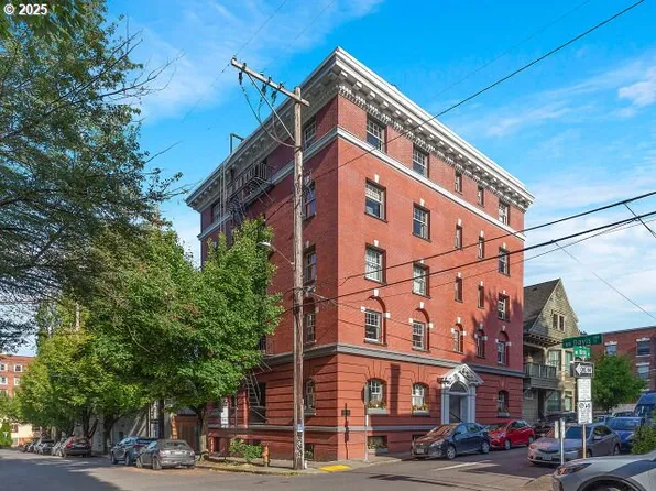 118 NW King Ave APT 41, Portland, OR 97210