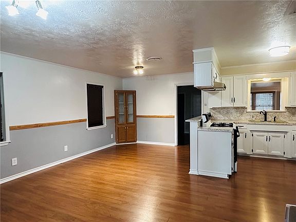 5th image of 506 N Oneal St