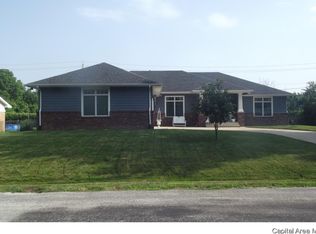 14 Twilight Ln, Springfield, IL 62712