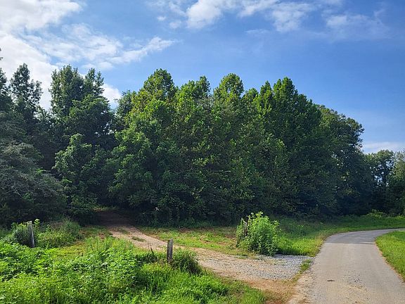 3rd image of 4000 Aunt Jane Tabernacle Rd