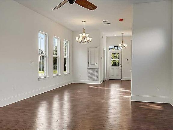 5th image of 301 28th St