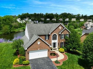344 Fieldbrook Dr, Washington, PA 15301