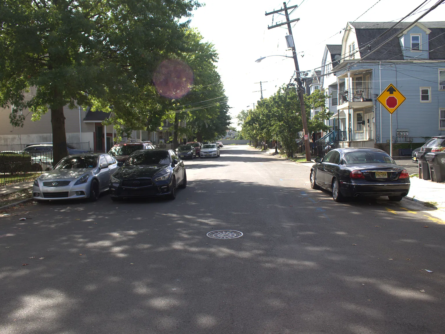 3 bed, $2,400 — Photo 2